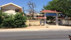 Ngôi trường nơi xảy ra vụ việc chó cắn 6 học sinh.