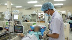 Bệnh nhân bị suy thận phải lọc máu định kỳ tại Bệnh viện Bình Dân