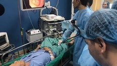 Bệnh nhân ung thư đại trực tràng được phẫu thuật bằng phương pháp mới tại Bệnh viện K