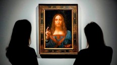 Salvator Mundi trở thành tranh đắt giá nhất năm 2017. Ảnh: Tolga Akmen / AFP / Getty Images