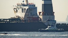 Tàu Grace 1 bị Anh bắt giữ. Ảnh: AP