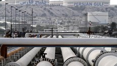 Một cơ sở khai thác dầu của Iran trên đảo Khark. (Ảnh: AFP/ TTXVN)
