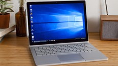 Surface Book 2 sẽ tạm thời không được cập nhật lên bản cập nhật tháng 5 cho Windows 10