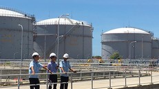 Dầu thô nhập khẩu tăng đã giúp số thu của hải quan tăng thêm từ mặt hàng này hơn 4.000 tỷ đồng trong 7 tháng đầu năm.