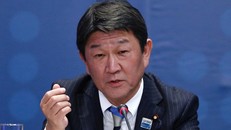 Bộ trưởng phụ trách đàm phán thương mại với Mỹ Motegi Toshimitsu phát biểu trong buổi lễ ký kết thỏa thuận thương mại Đối tác xuyên Thái Bình Dương (TPP), tại Santiago, Chile ngày 8/3/2018. (Ảnh: Reuters)