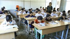 Với cô Đinh Thị Thảo, niềm vui là thấy học sinh luôn đi học đầy đủ, tiến bộ.