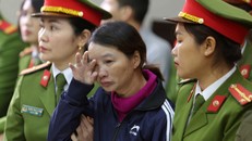 Bị cáo Trần Thị Hiền tại phiên toà.