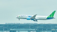 Sáng 22/12/2019, máy bay thân rộng Boeing 787-9 Dreamliner đầu tiên của Bamboo Airways đã hạ cánh lúc 11 giờ tại sân bay Nội Bài.