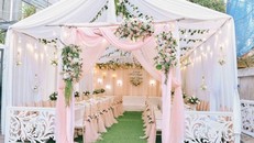 Nhằm phòng chống dịch Covid-19, nhiều địa phương đã khuyến cáo các đám cưới chỉ nên báo hỷ thay cho việc tổ chức tiệc cưới có đông khách mời tham dự. (Ảnh minh hoạ)