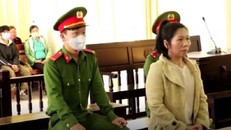 Bị cáo Nghiêm Thị Nhi tại toà.