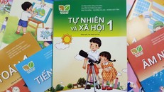 Bộ GD-ĐT dùng 400 tỷ làm SGK để ‘đuổi theo’ xã hội hóa là lãng phí