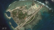 Đảo Phú Lâm thuộc quần đảo Hoàng Sa của Việt Nam bị Trung Quốc dùng vũ lực chiếm đóng và cải tạo bất hợp pháp