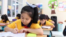 Bộ GD&ĐT xem xét điều chỉnh thời gian học tập và nghỉ hè của học sinh trường tư thục.