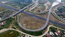 Đến hết năm 2020, quá trình cơ cấu lại nền kinh tế, đổi mới mô hình tăng trưởng đạt kết quả tích cực.