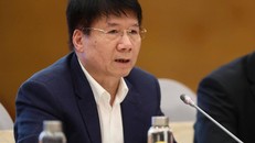 Thứ trưởng Bộ Y tế Trương Quốc Cường cho biết sẽ ưu tiên tiêm vắc xin cho các địa phương có dịch.