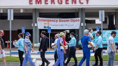 Nhờ tiêm vaccine Mỹ có thể đạt miễn dịch vào mùa hè 2021