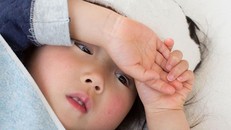 Phòng bệnh cho trẻ nhỏ như thế nào trong thời tiết mùa xuân