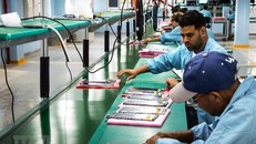 Một nhà máy lắp ráp điện tử của Cuba tại thủ đô La Habana. (Ảnh minh họa)