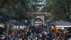 Bộ VHTTDL đề nghị hạn chế tập trung đông người không cần thiết trong dịp nghỉ lễ để phòng chống dịch COVID-19. (Ảnh minh hoạ)