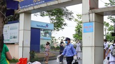 Bệnh viện Bệnh Nhiệt đới Trung ương cơ sở Kim Chung hiện đang vừa cách ly y tế, vừa điều trị cho bệnh nhân COVID-19.