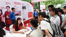 Đại học Bách Khoa Hà Nội lấy điểm SAT ngang Harvard