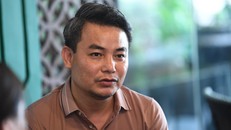  Ít ai biết, “người bố nghiêm nghị” trong bộ phim ăn khách “Hương vị tình thân”. ở ngoài đời lại là một nghệ sĩ đa tài, đã từng gặt hái được rất nhiều thành tích “đáng nể” ở lĩnh vực sân khấu.