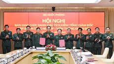 Thượng tướng Vũ Hải Sản, Thứ trưởng Bộ Quốc phòng, chủ trì lễ bàn giao chức danh và nhiệm vụ Chủ tịch, Tổng Giám đốc Tập đoàn Viettel.