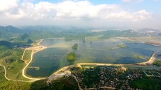 Toàn cảnh quần thể chùa Tam Chúc.