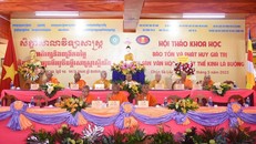 Tọa đàm "Phật giáo Nam tông Khmer tỉnh An Giang đồng hành cùng dân tộc" tại chùa Sà-lôn (tỉnh An Giang).