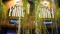 Suốt 9 năm hoạt động. quán bar Fame (25 Ngô Văn Sở, phường Trần Hưng Đạo, quận Hoàn Kiếm, Hà Nội) từng nhiều lần bị phát hiện có khách sử dụng ma tuý ngay tại quán. 