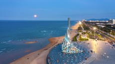 Quảng trường Tháp Nghinh Phong đạt hai giải thưởng quốc tế về du lịch, đô thị