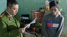 Cơ quan Cảnh sát điều tra đọc quyết định bắt giữ Nguyễn Thượng Mạnh, đối tượng chủ mưu.