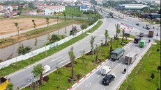 Tuyến đường trục Trung tâm khu đô thị mới Mê Linh, đoạn giáp ranh địa phận huyện Bình Xuyên (Vĩnh Phúc) và huyện Mê Linh (Hà Nội). (Ảnh minh hoạ)