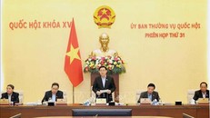 Chủ tịch Quốc hội Vương Đình Huệ phát biểu khai mạc. 