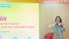 Đồng chí Phạm Thị Ngọc Lan, Phó Trưởng phòng GD&ĐT phát biểu chỉ đạo các nội dung công tác phổ cập giáo dục, xóa mù chữ năm 2024.