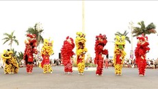 Các tiết mục sôi động tại chương trình. 