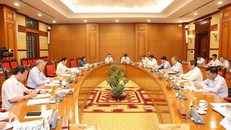 Cuộc họp của Bộ Chính trị, Ban Bí thư để chỉ đạo việc tập trung khắc phục hậu quả mưa lũ do ảnh hưởng của cơn bão số 3 và chủ động ứng phó với mưa lũ, sạt lở đất trong thời gian tới.