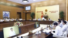 Quang cảnh phiên họp.