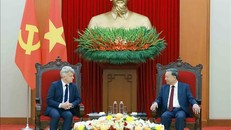 Tổng Bí thư Tô Lâm tiếp Bí thư toàn quốc Đảng Cộng sản Pháp Fabien Roussel. 