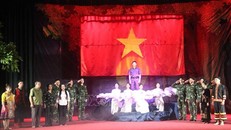 Tiểu phẩm "Điểm tựa màu xanh” (Đoàn nghệ thuật quần chúng Trung tâm Văn hóa thành phố Hải Phòng) đạt huy chương Vàng tại Hội diễn. 