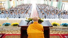 Thượng tọa Thích Giác Nguyên thuyết giảng về “Ý nghĩa ngày Phật Thành đạo”