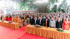 Khai mạc lễ hội văn hóa truyền thống "Cỗ oản cầu phúc" năm 2025 tại chùa Khải Minh