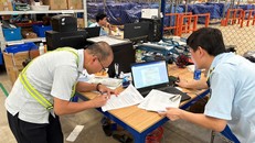 Lực lượng chức năng tỉnh Bắc Ninh kiểm tra tại Công ty Cổ phần Chuỗi cung ứng Thương mại Á Châu. 