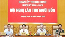 Tổng Bí thư Tô Lâm, Chủ tịch nước Lương Cường, Thủ tướng Phạm Minh Chính và Bộ trưởng Bộ Quốc phòng Phan Văn Giang dự hội nghị.