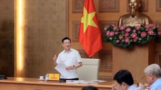 Phó Thủ tướng Chính phủ Hồ Đức Phớc yêu cầu không để xảy ra tình trạng thiếu hàng, gián đoạn nguồn hàng gây tăng giá đột biến.