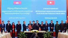 Hai văn kiện pháp lý về cắm mốc biên giới đất liền Việt Nam - Campuchia chính thức có hiệu lực 