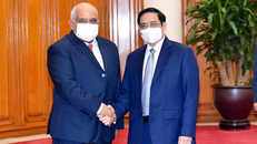 Thủ tướng Phạm Minh Chính tiếp Đại sứ Cuba, thúc đẩy hợp tác vaccine 