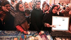 Lạm phát khiến người Ai Cập phải 'gõ cửa' các điểm ăn miễn phí 