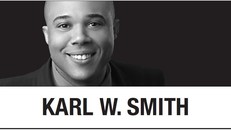 Chuyên gia bình luận của Bloomberg, Karl W. Smith.