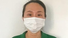 Đối tượng Lê Thị Kim Dung tại cơ quan công an. (Ảnh: Công an cung cấp)